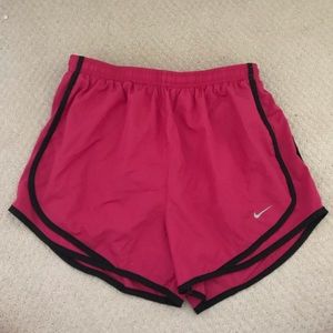 Nike tempo athletic shorts